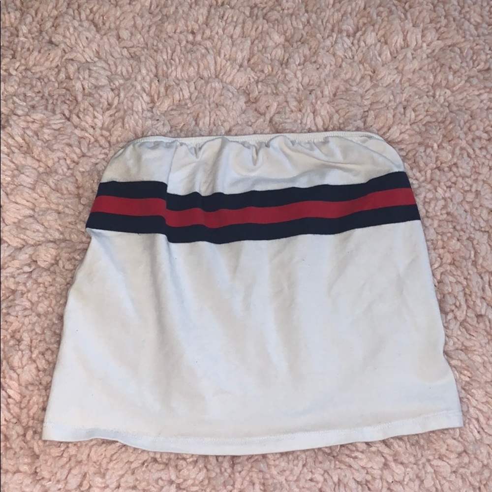 BRANDY MELVILLE TUBE TOP!